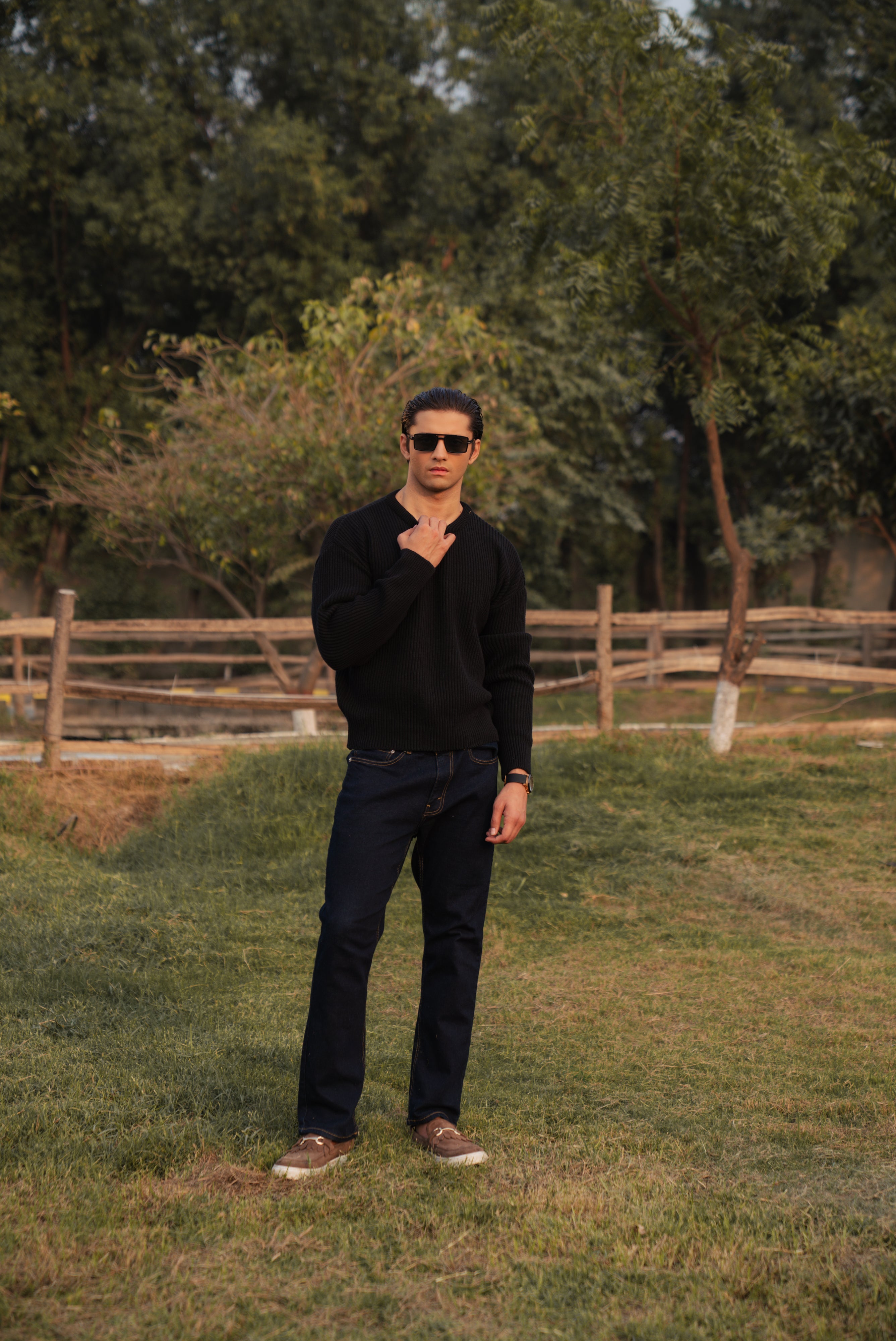 Black Cropped Textured Knit Sweater