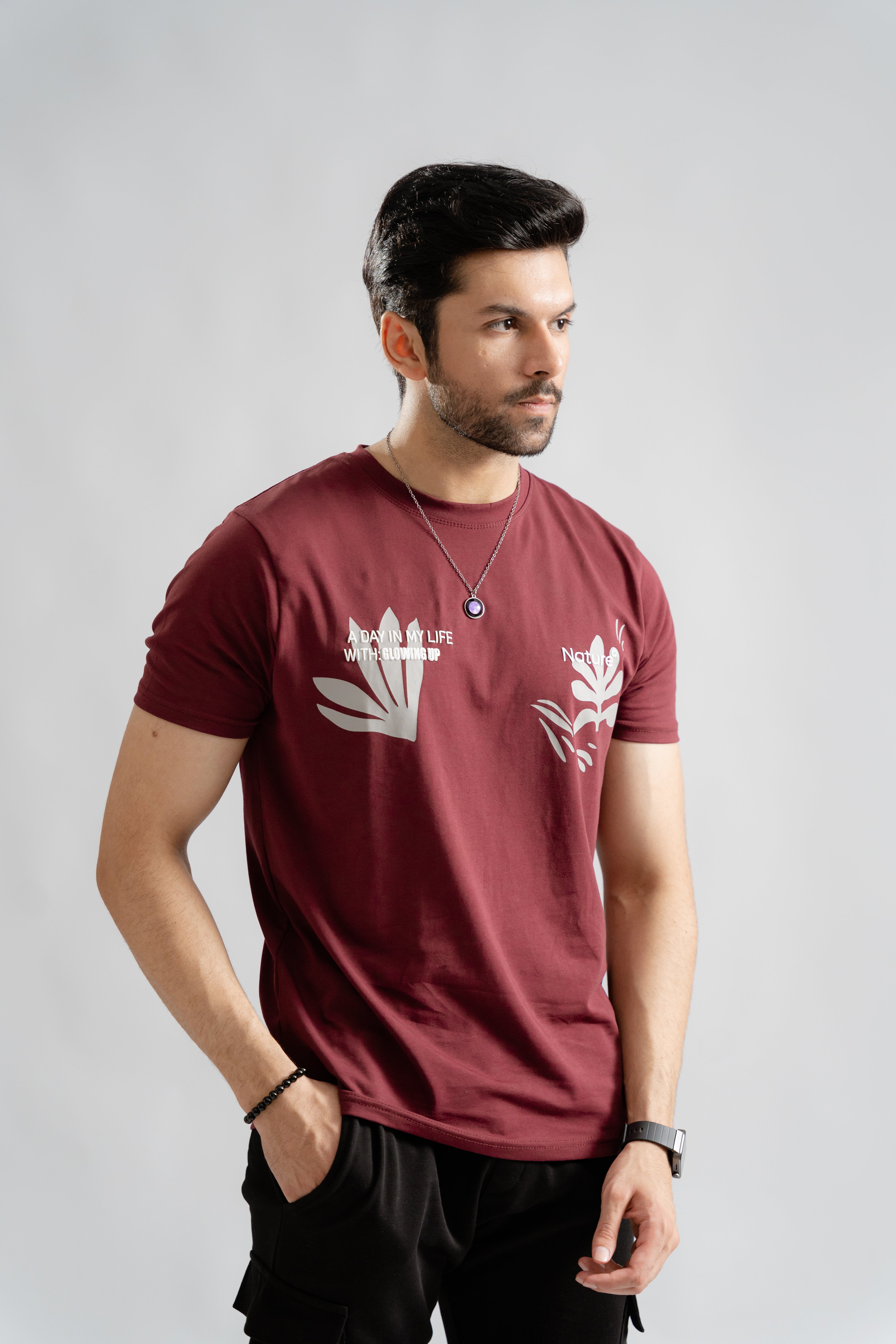 Maroon Puff Print Graphic Tshirt