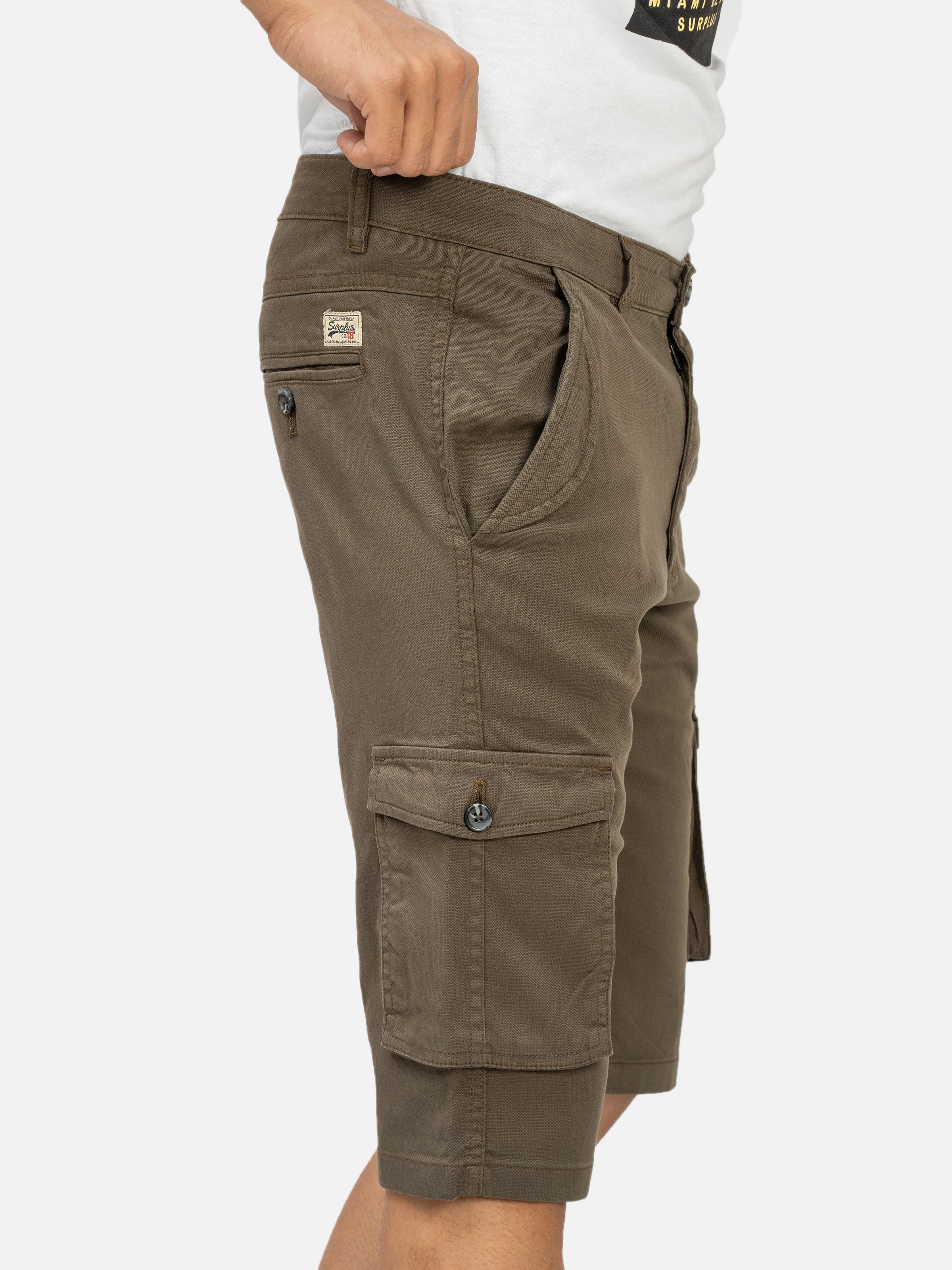CASUAL SHORTS OLIVE